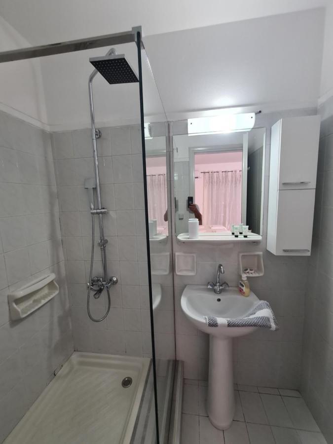 Crown Apartments Kalyves Dış mekan fotoğraf
