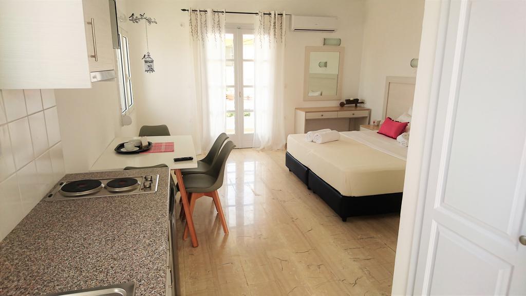 Crown Apartments Kalyves Dış mekan fotoğraf