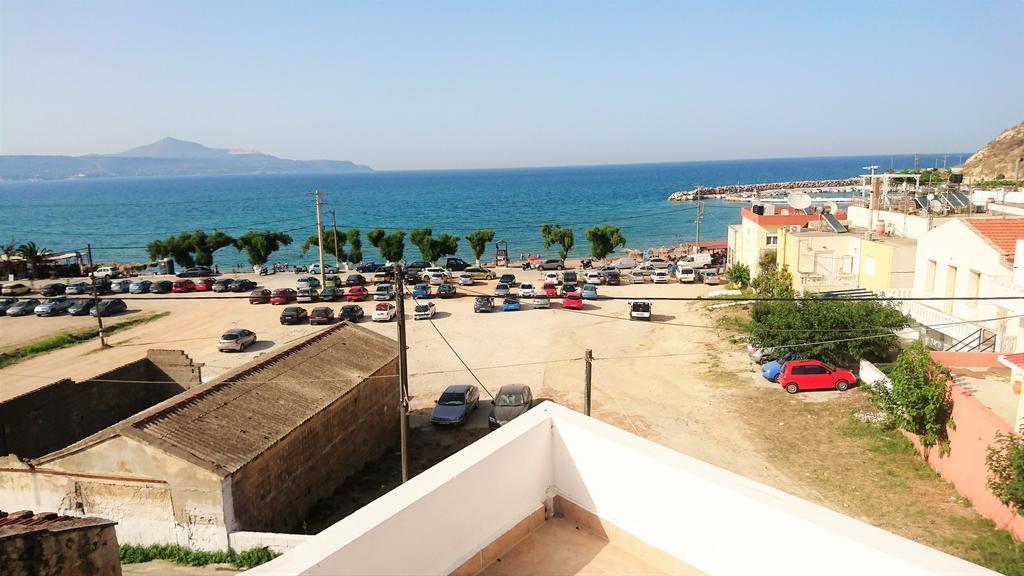 Crown Apartments Kalyves Dış mekan fotoğraf