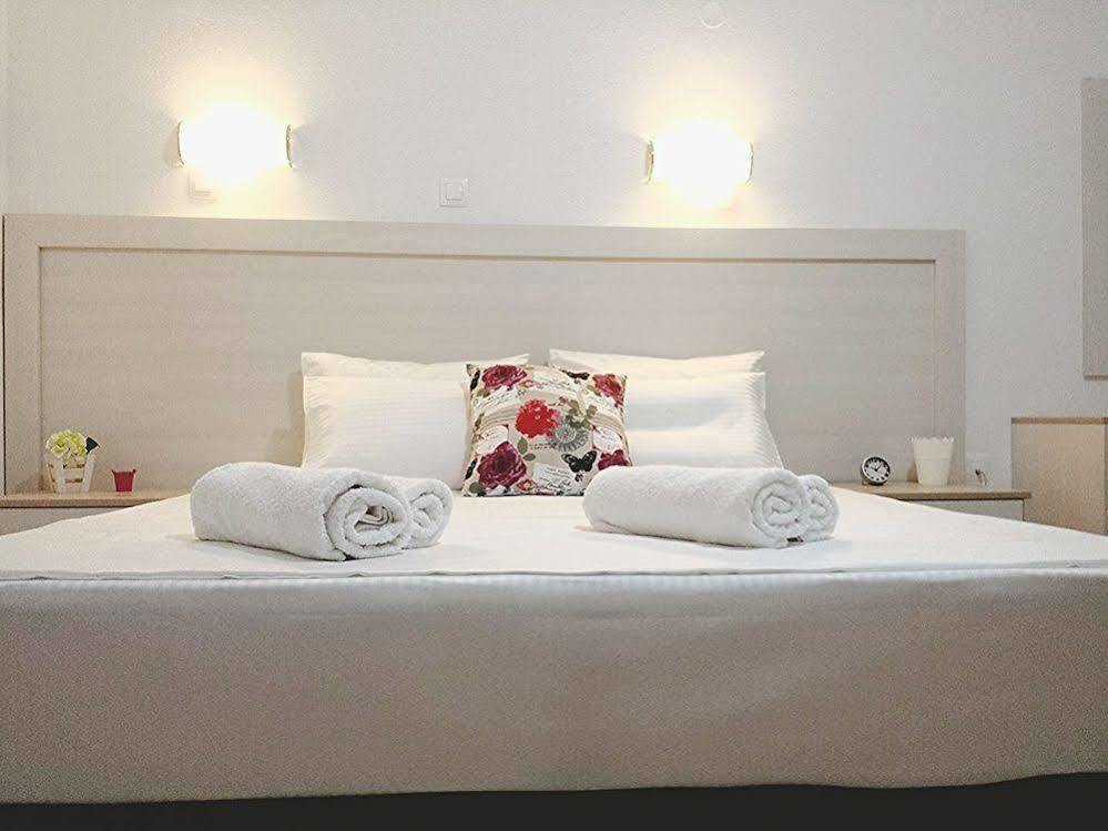Crown Apartments Kalyves Dış mekan fotoğraf